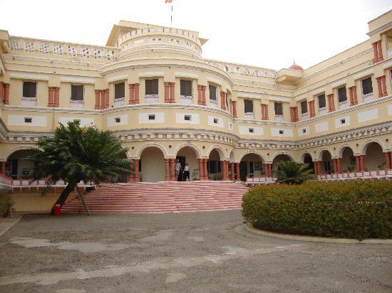 hotel-sariska-palace