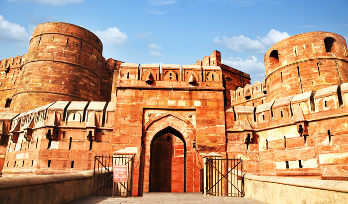 Tourist Places in Agra Tourist Places in Agra
