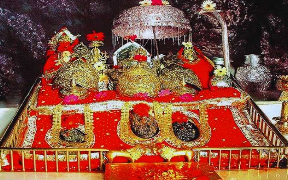 3 pindis in vaishno devi