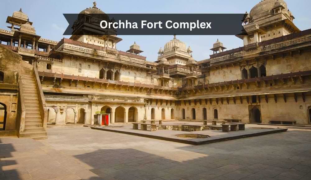 orchha fort complex