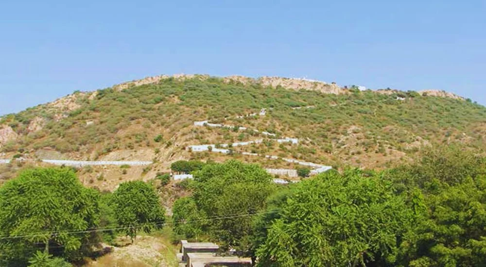 govardhan hill
