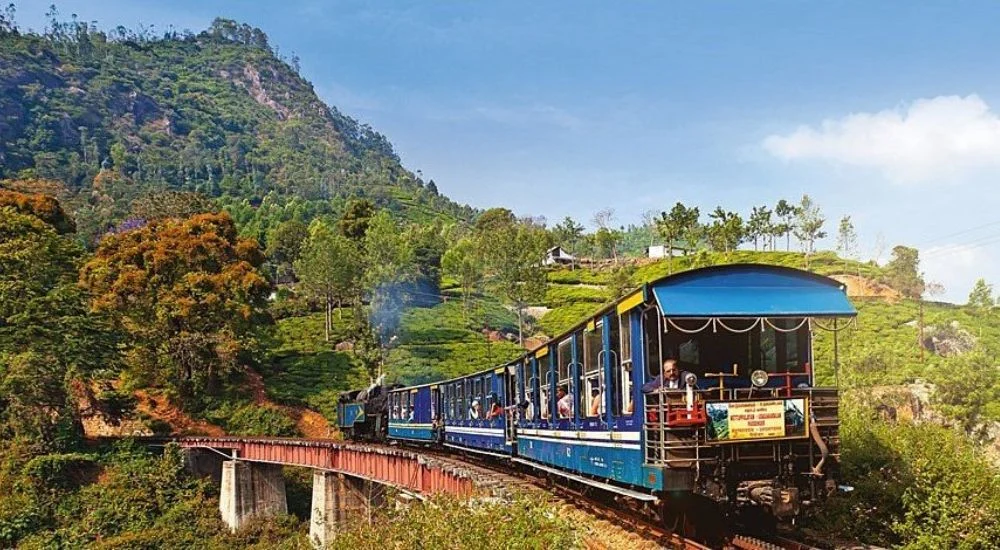 darjeeling toy train