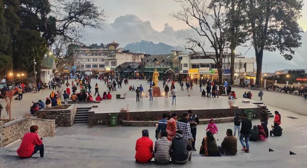 mall or chowrasta, fascinating view of darjeeling