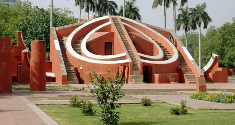 Golden Triangle Tour by Driver and Car Golden Triangle Tour by Driver and Car