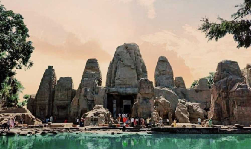 Tembil Rok Image North Indias only temple full of mysteries, which is made by cutting a rock